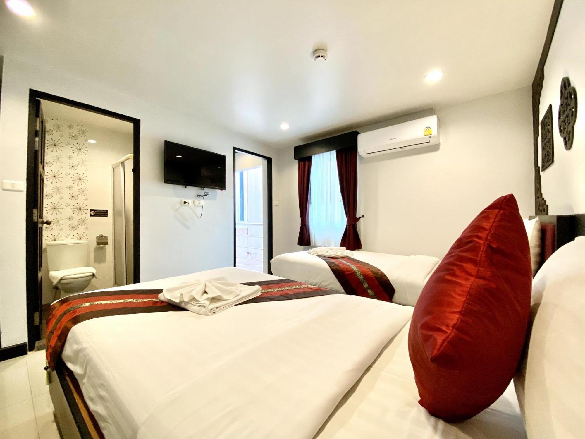 Sunray Beach Hotel Patong Exteriör bild