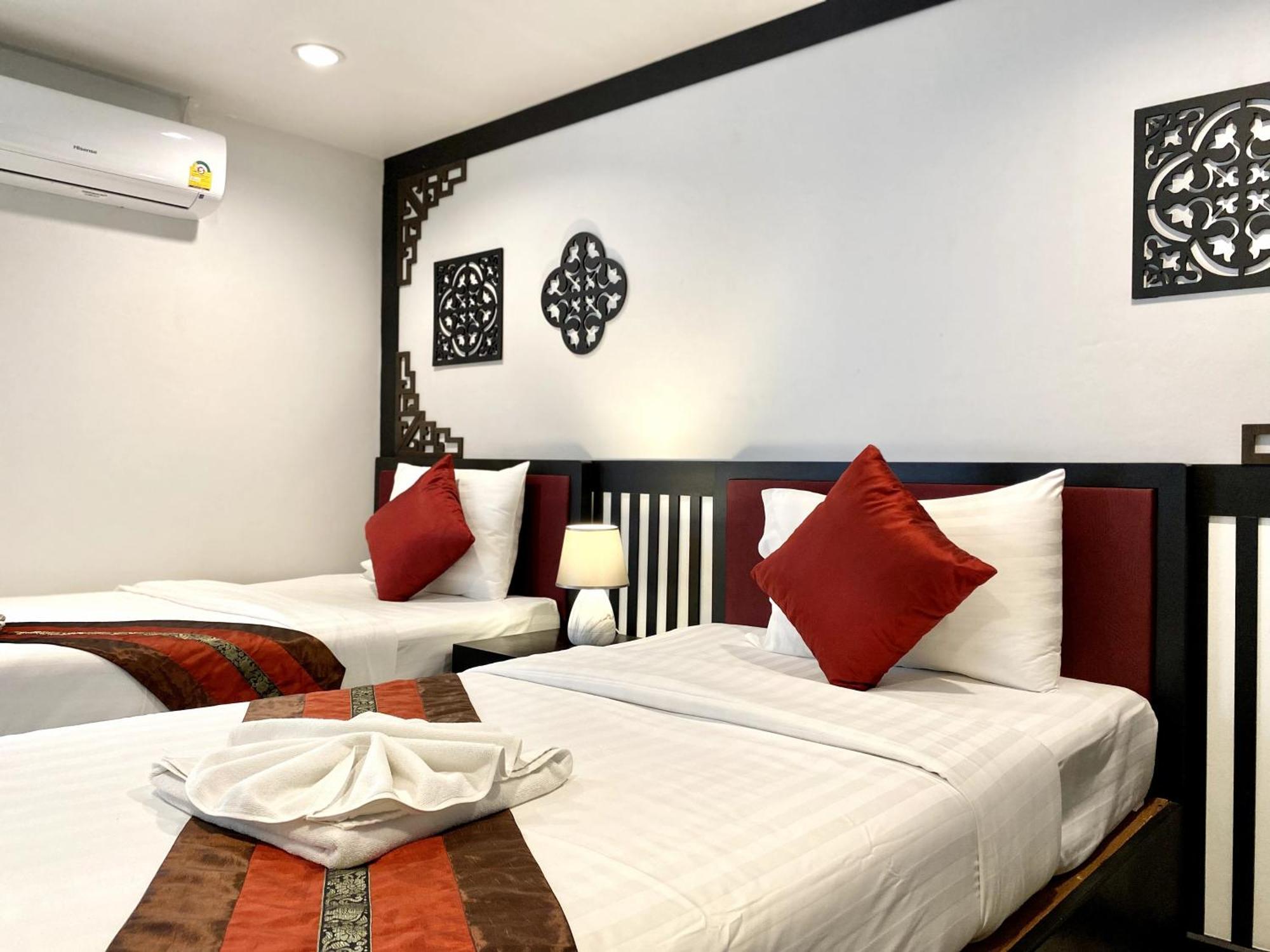 Sunray Beach Hotel Patong Exteriör bild